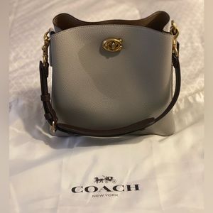 NWOT - Coach Willow Bucket Bag in the color “Dove Grey”